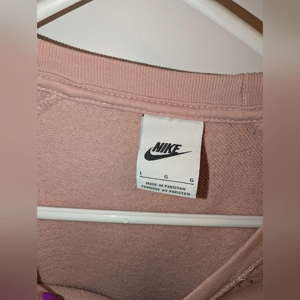 Nike Pink Women's Sweater - Picture 3 of 5